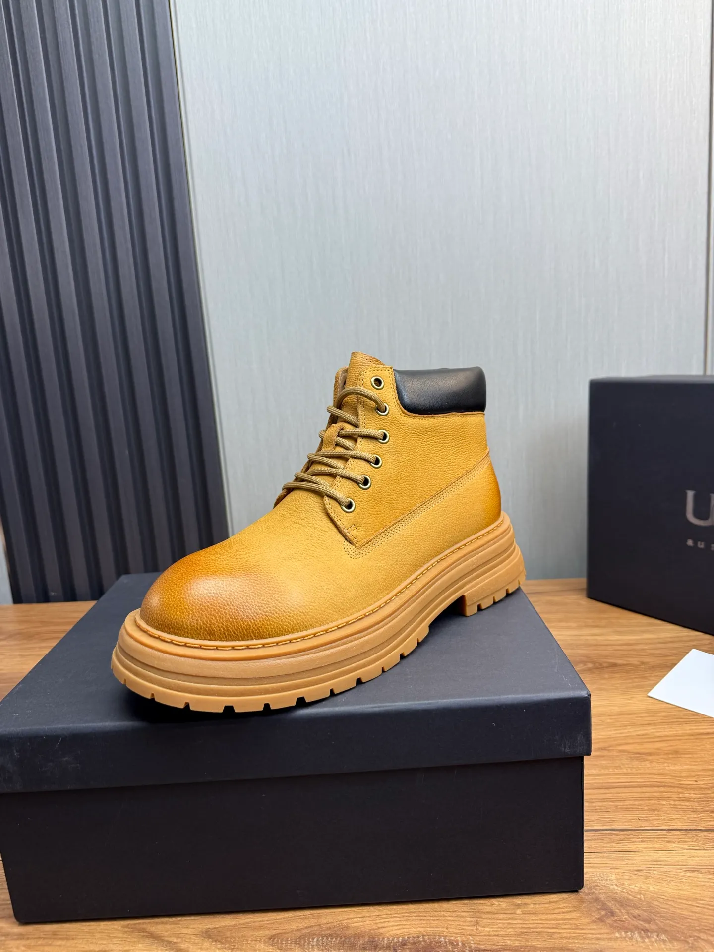 Factory price 680💰 [UGG] Men's hot winter warm boots🐑Simple and fashionable design, cowhide➕comfortable and warm wool lining. Soft and comfortable to wear, good warmth retention, and excellent foot feel. Regular size 38-45